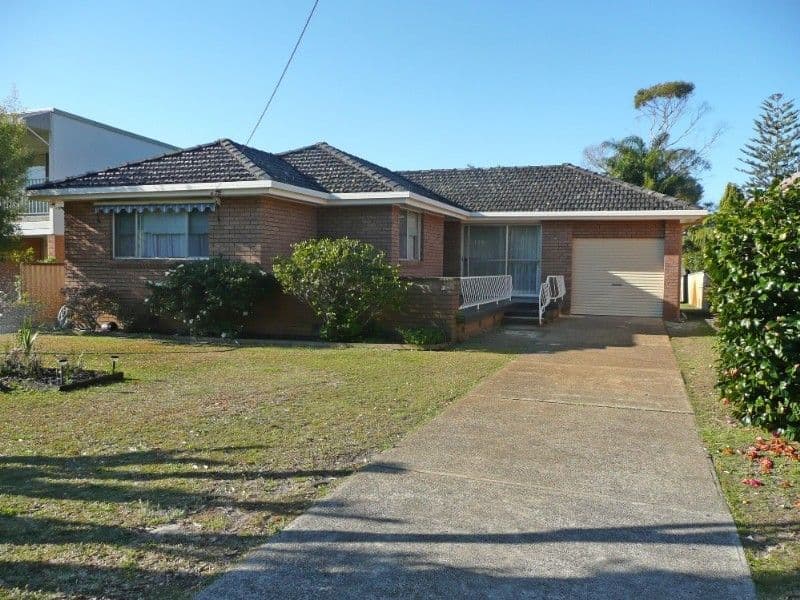 10 Bayside Avenue, NORTH HAVEN NSW 2443, North Haven - Image 1