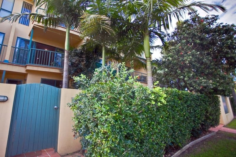 4 'Marbella Grande', 3 Bradford Street, LABRADOR QLD 4215, Labrador - Image 1