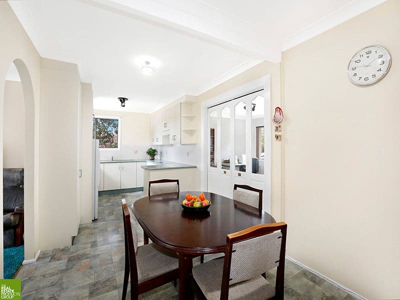 317 Farmborough Road, Farmborough Heights - Image 1