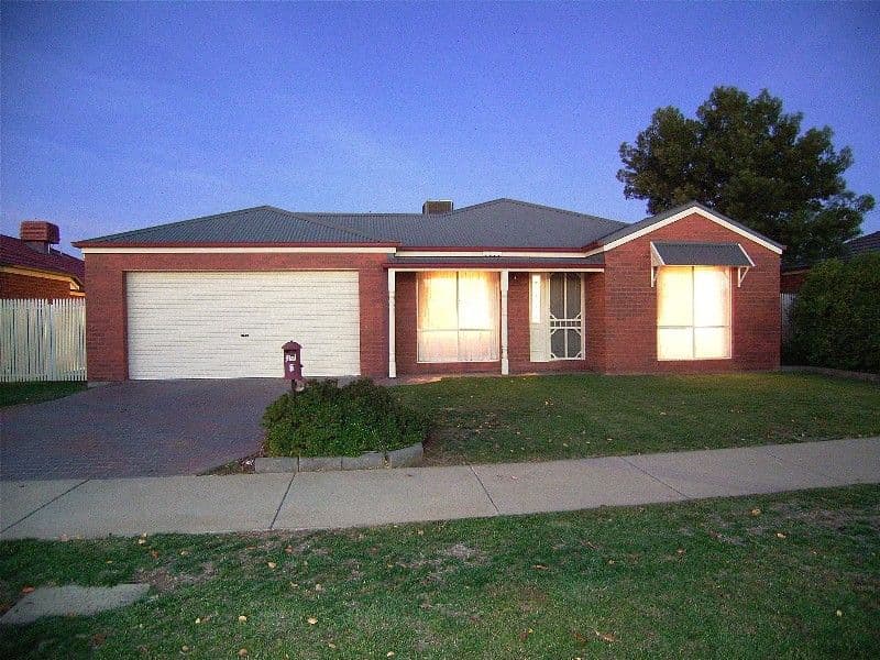 6 Merino Drive, SHEPPARTON VIC 3630, Shepparton - Image 1