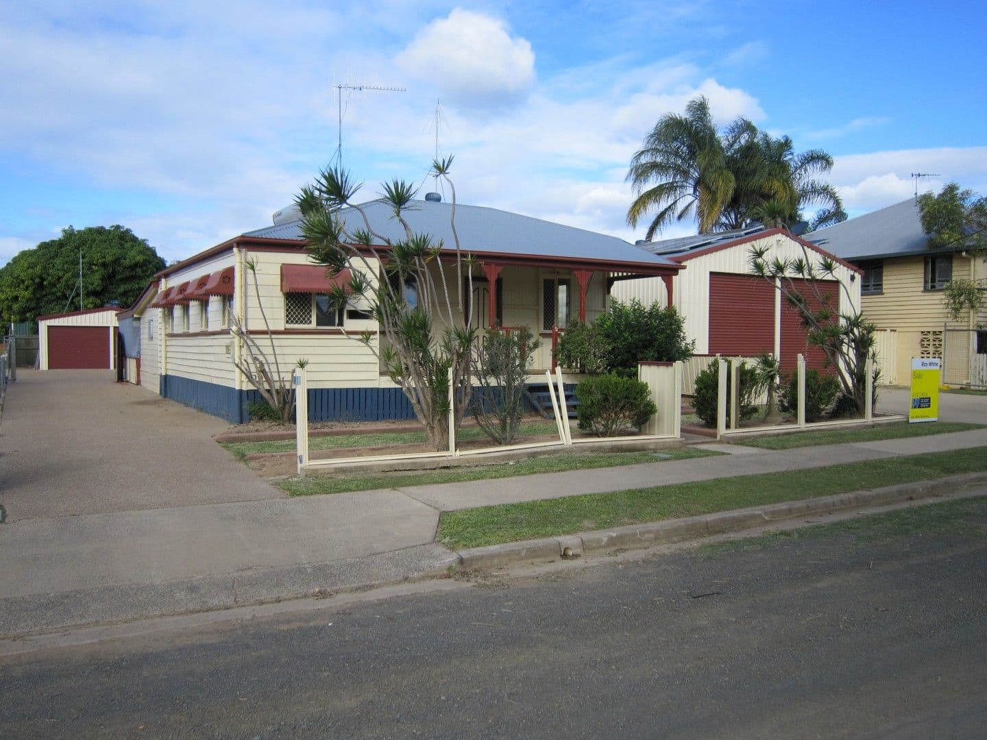14 Hinkler Avenue, BUNDABERG NORTH QLD 4670, Bundaberg North - Image 1