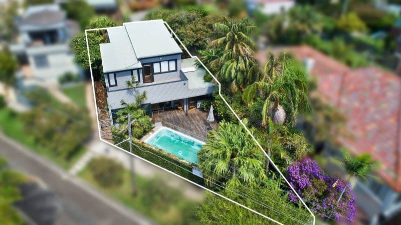 4 Seaview Street, Clovelly - Image 1