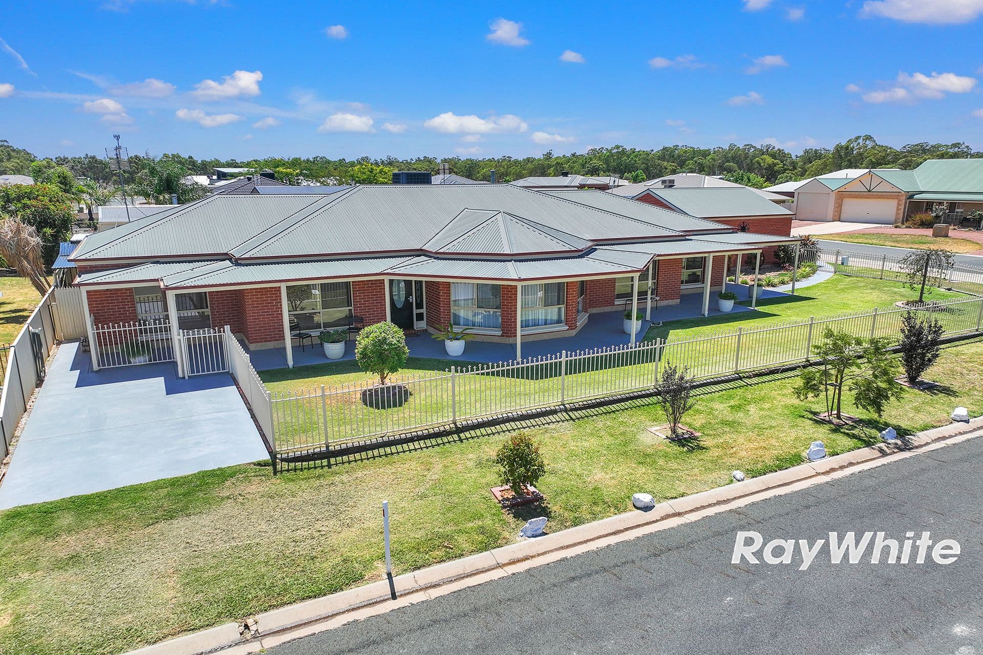 35 Paroo Street, Echuca VIC 3564, Echuca - Image 1