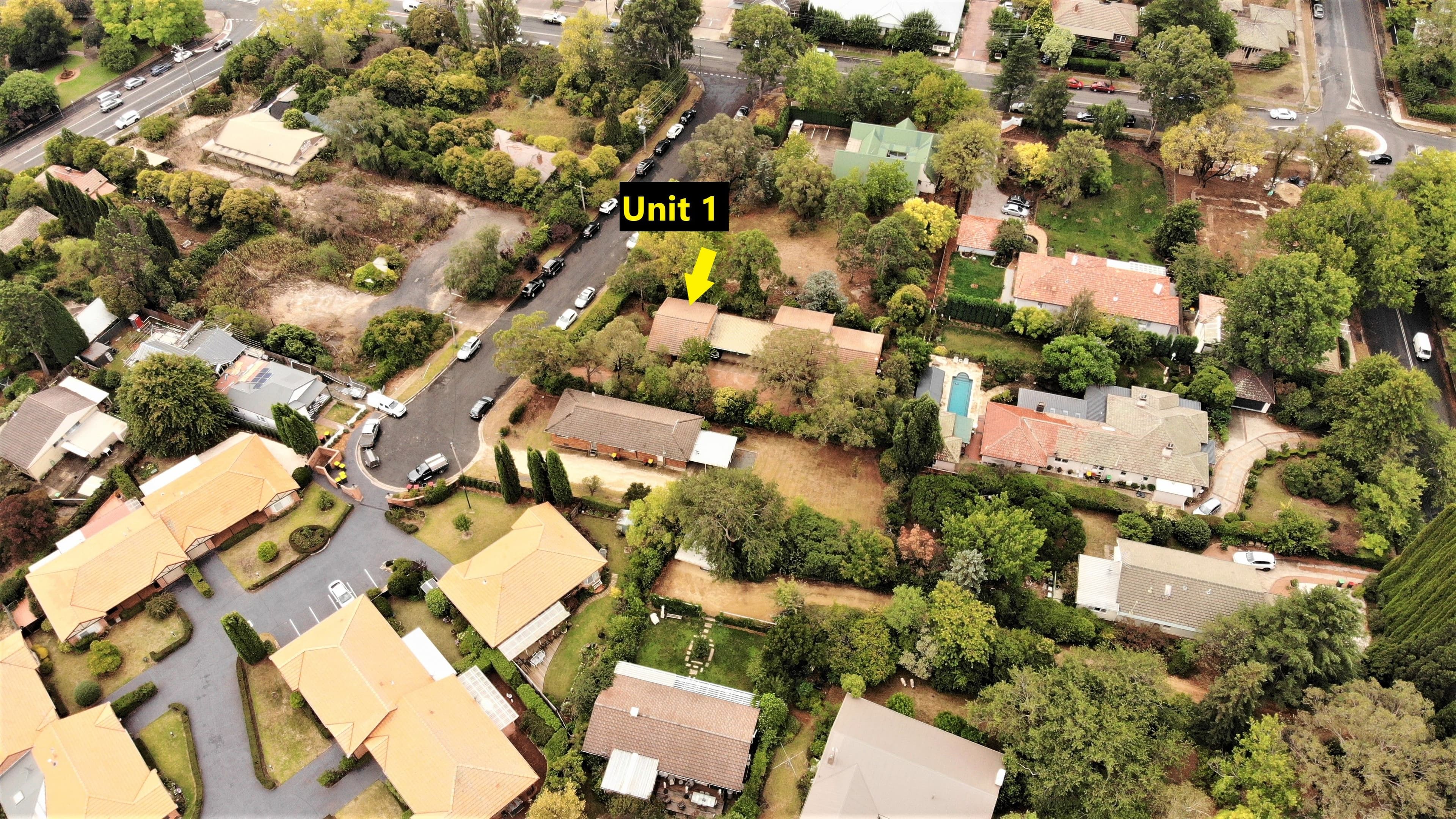 6 Holmhale Street, Bowral - Image 1
