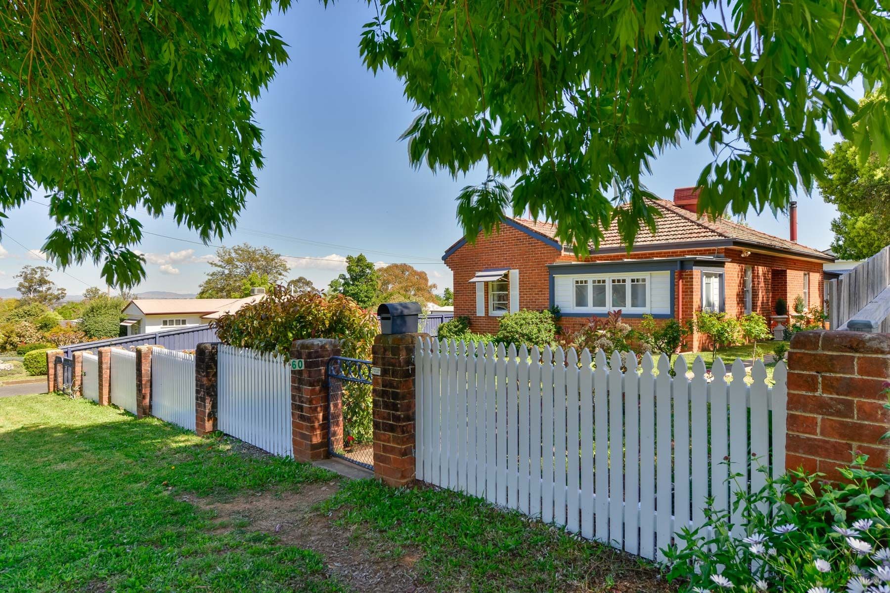 60 Hill Street, Tamworth NSW 2340, East Tamworth - Image 1