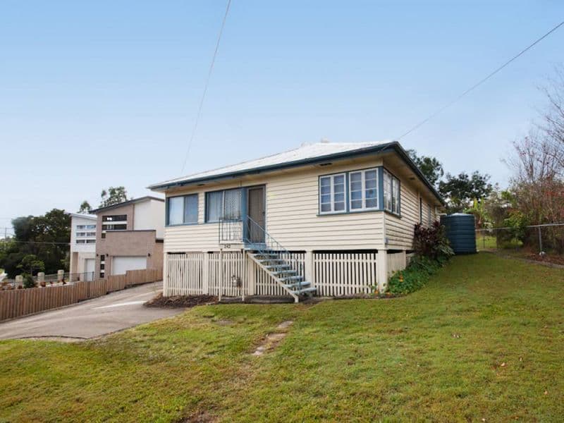 242 Blaker Road, Keperra - Image 1