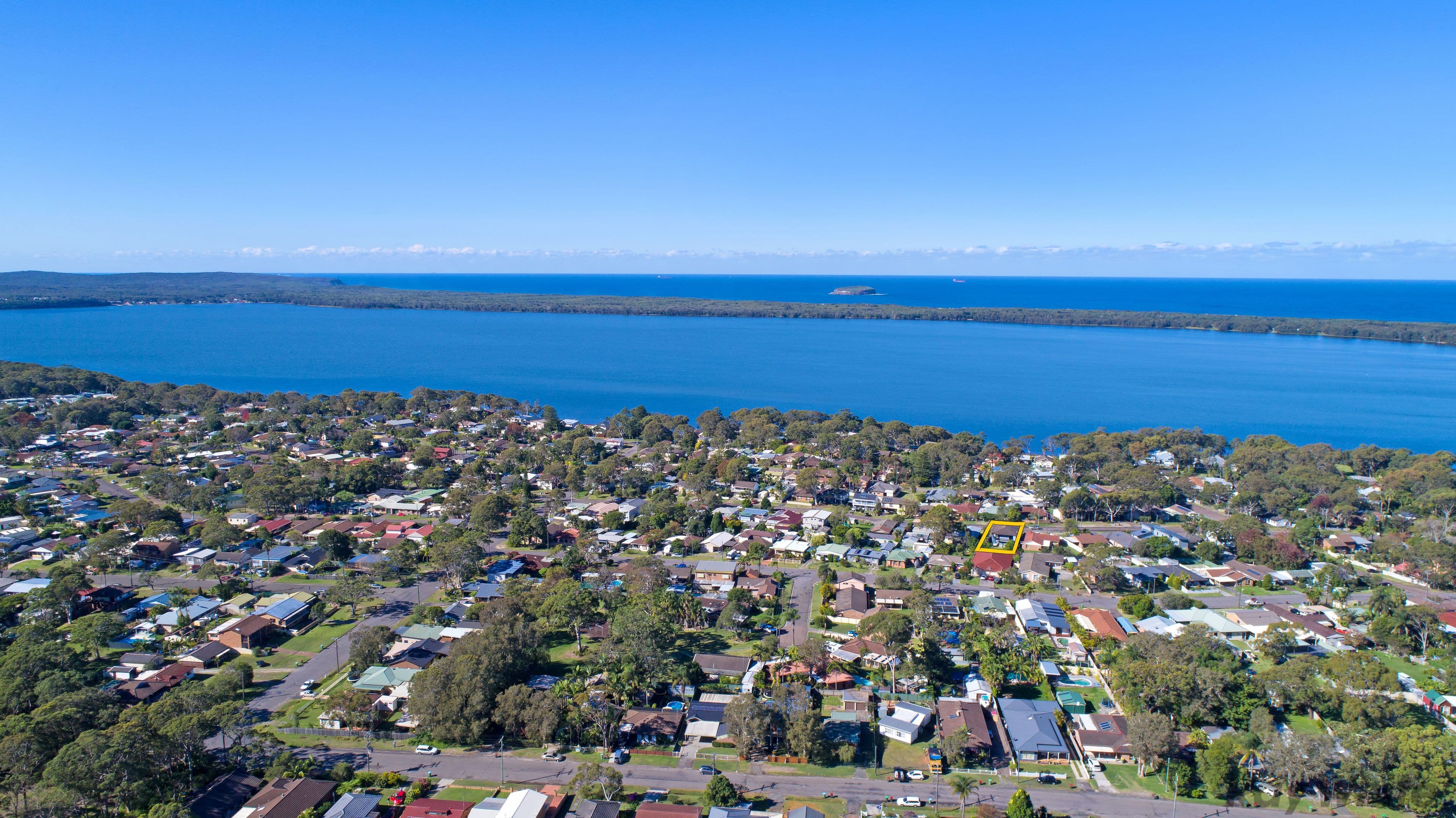 26 Manoa Road, Budgewoi - Image 1