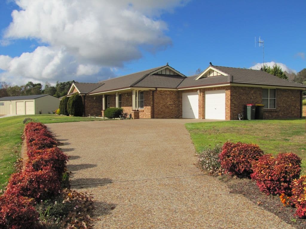 180 Hartwood Avenue, ROBIN HILL NSW 2795, Robin Hill - Image 1