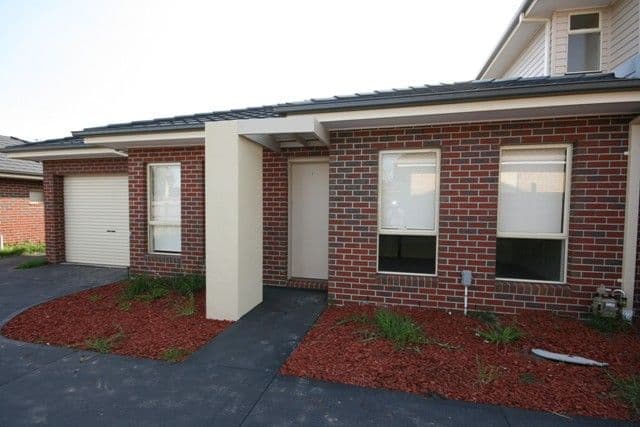 31 Adelaide Street, ST ALBANS VIC 3021, St Albans - Image 1