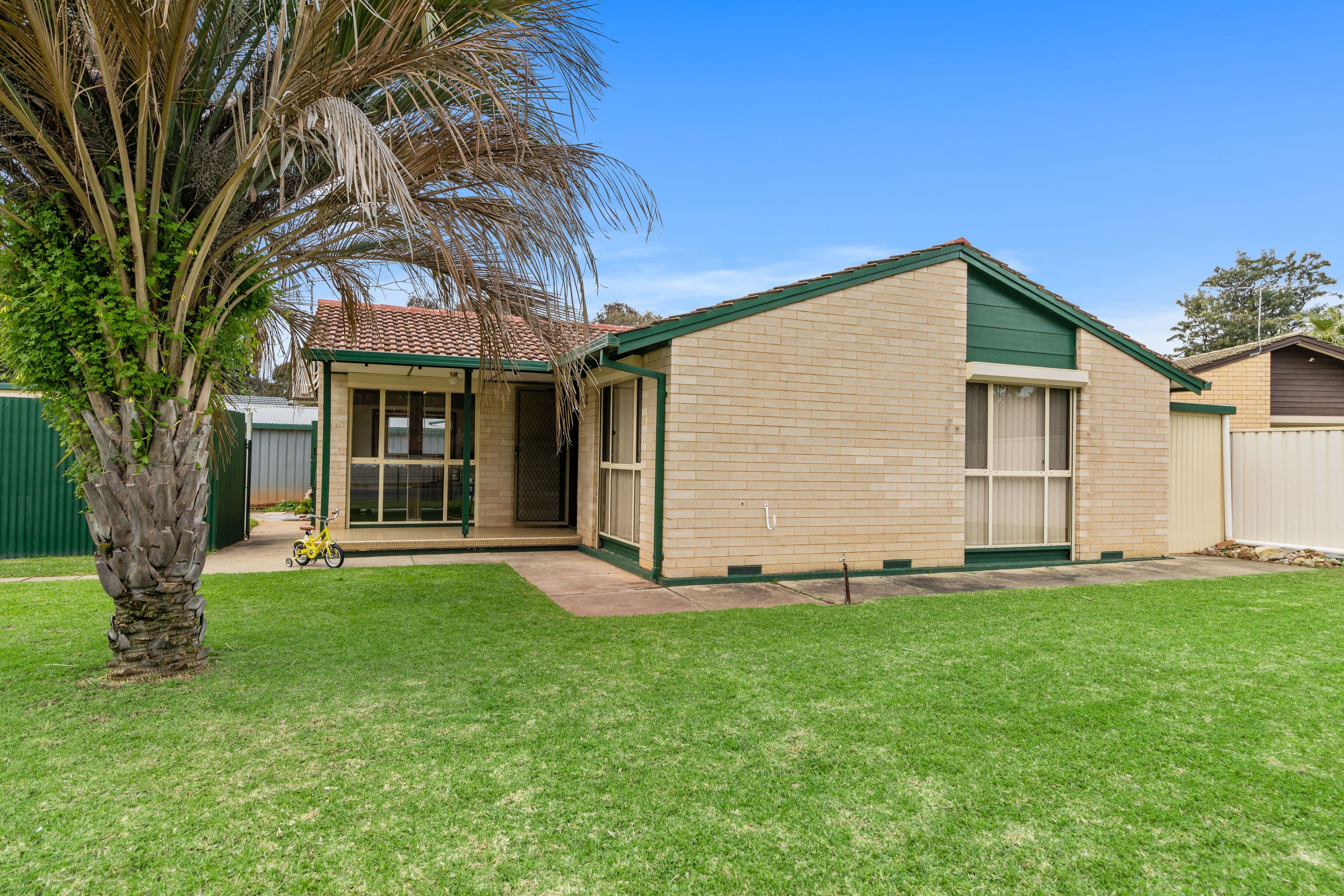 13 Uranbo Street, Salisbury North SA 5108, Salisbury North - Image 1