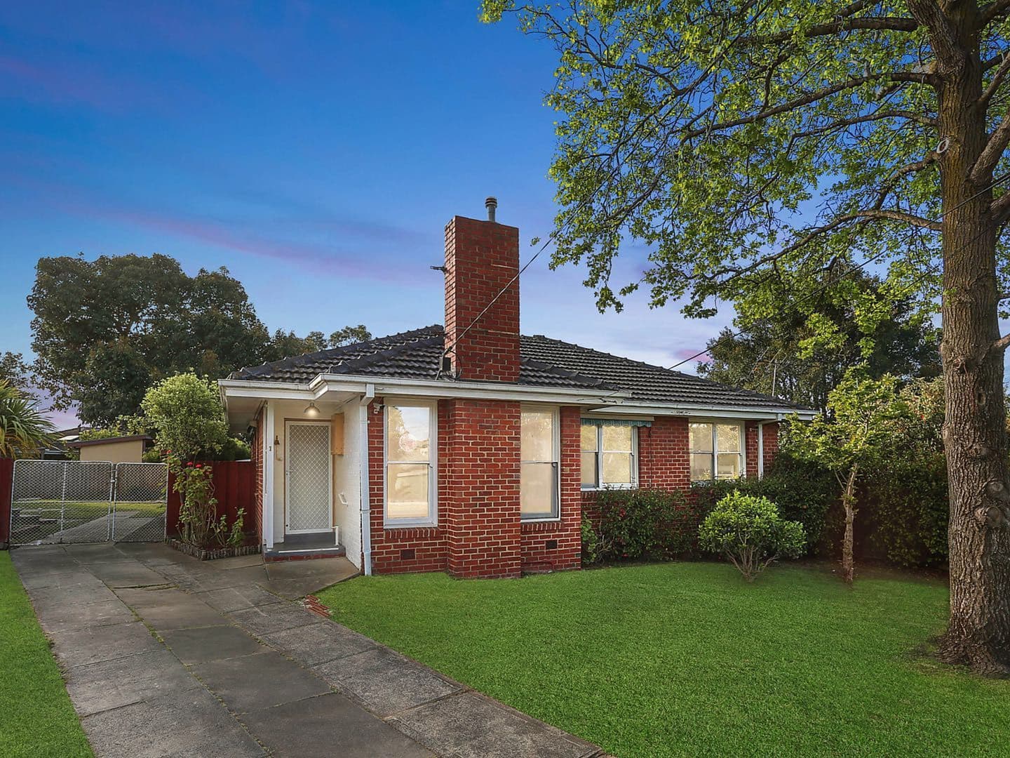 1 Tandara Court, Chadstone VIC 3148, Chadstone - Image 1