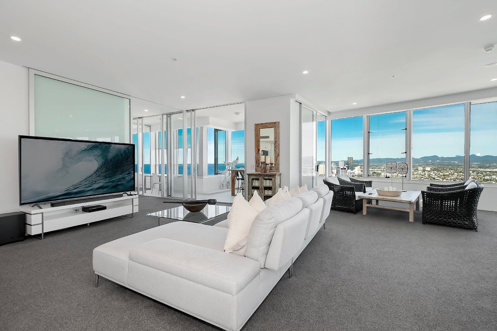 9 Hamilton Avenue, Surfers Paradise QLD 4217, Surfers Paradise - Image 1