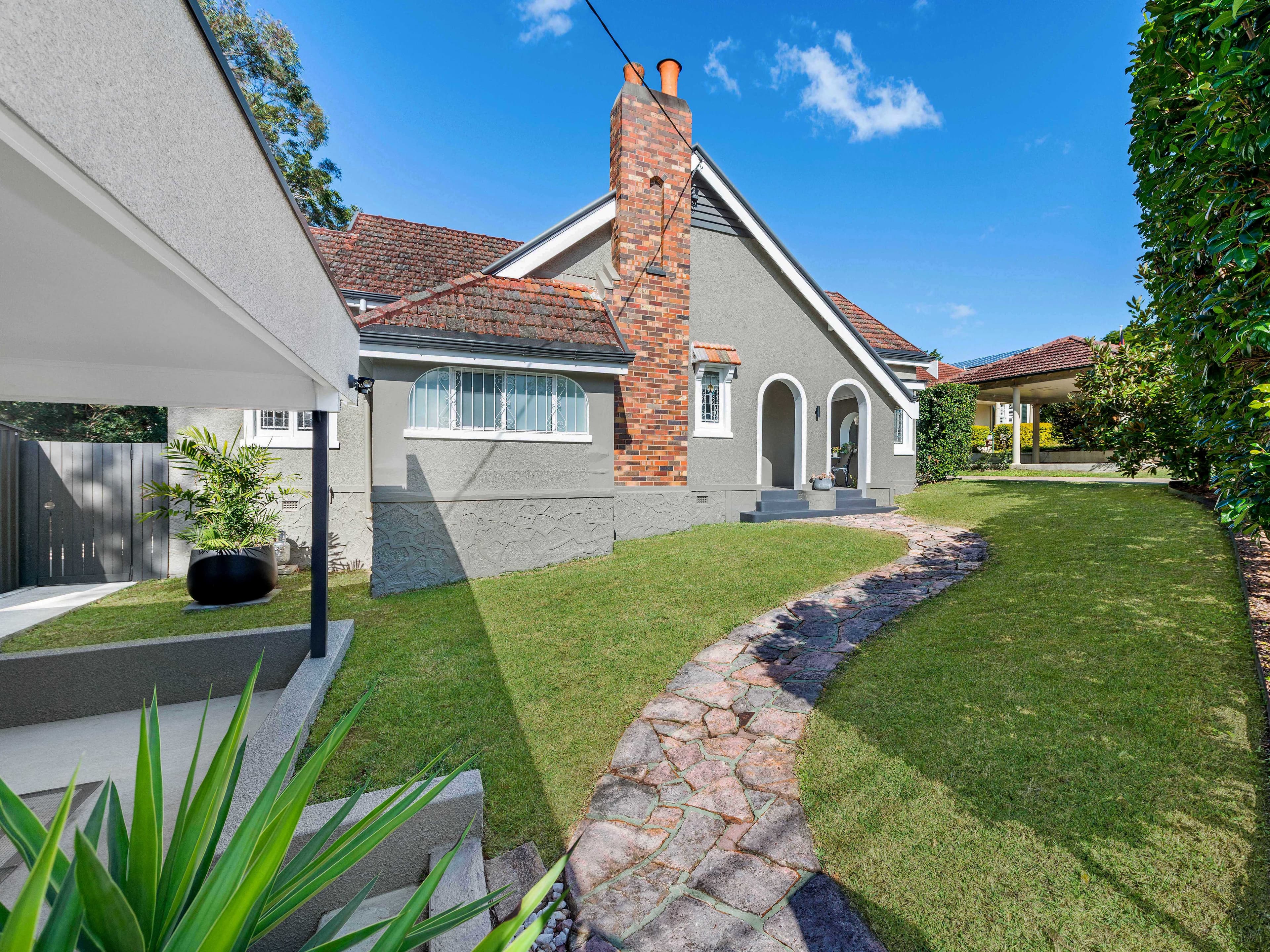 33 Aloomba Road, Ashgrove QLD 4060, Ashgrove - Image 1