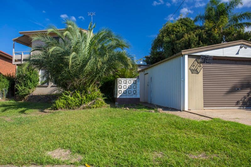 4 Pine Street, Batehaven - Image 1