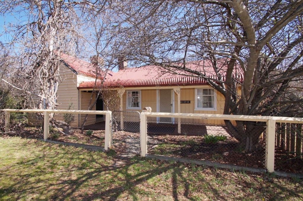 32 Martin Street, Armidale - Image 1