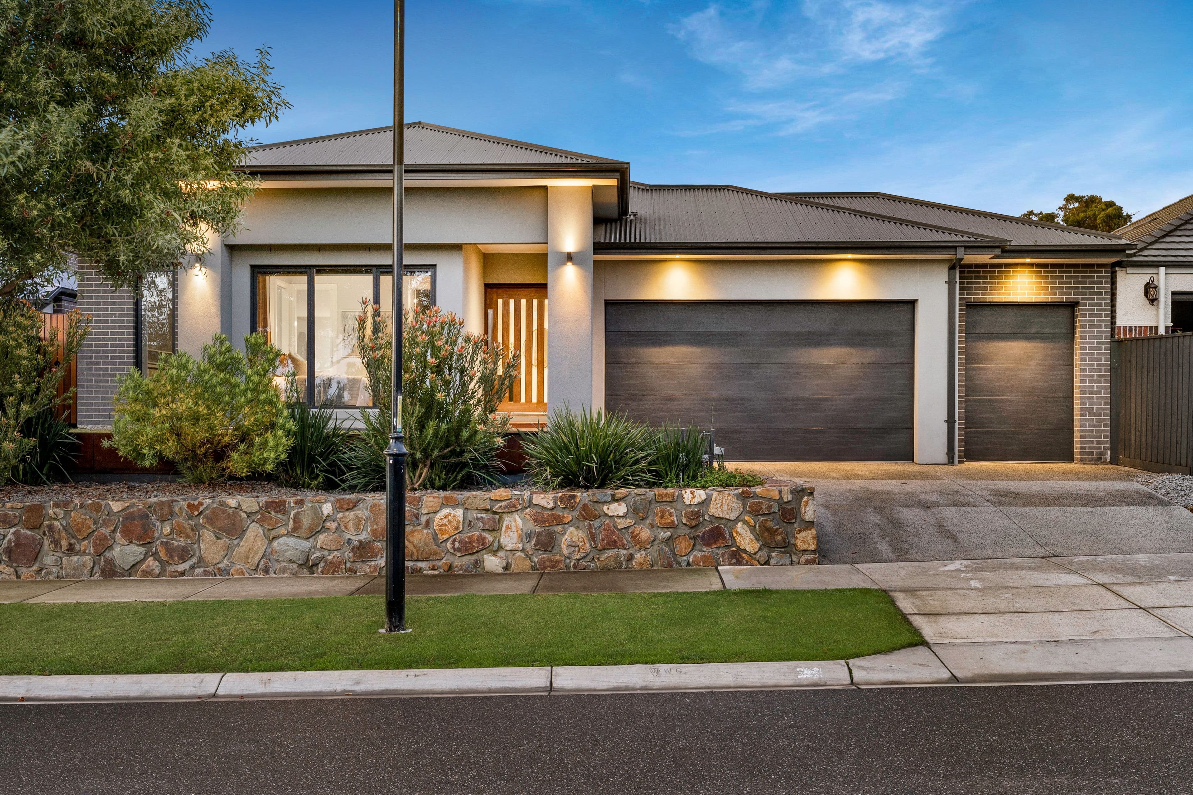 5 Duncombe Avenue, Officer VIC 3809, Officer - Image 1