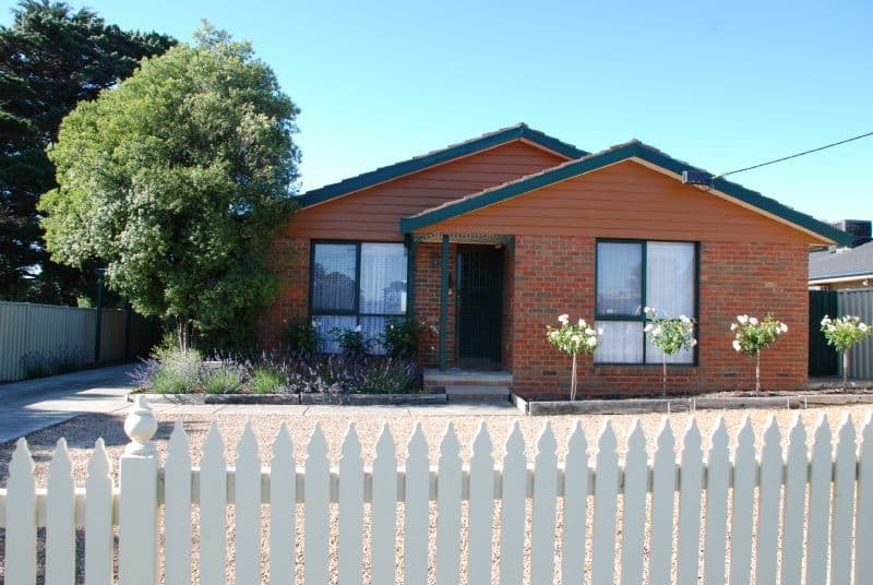 8 Butler Court, WALLAN VIC 3756, Wallan - Image 1