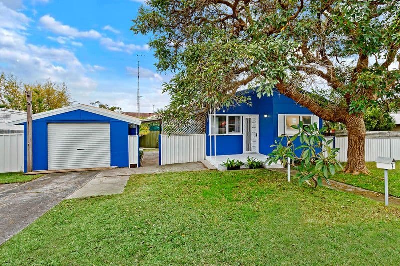 6 Ventura Avenue, BATEAU BAY NSW 2261, Bateau Bay - Image 1