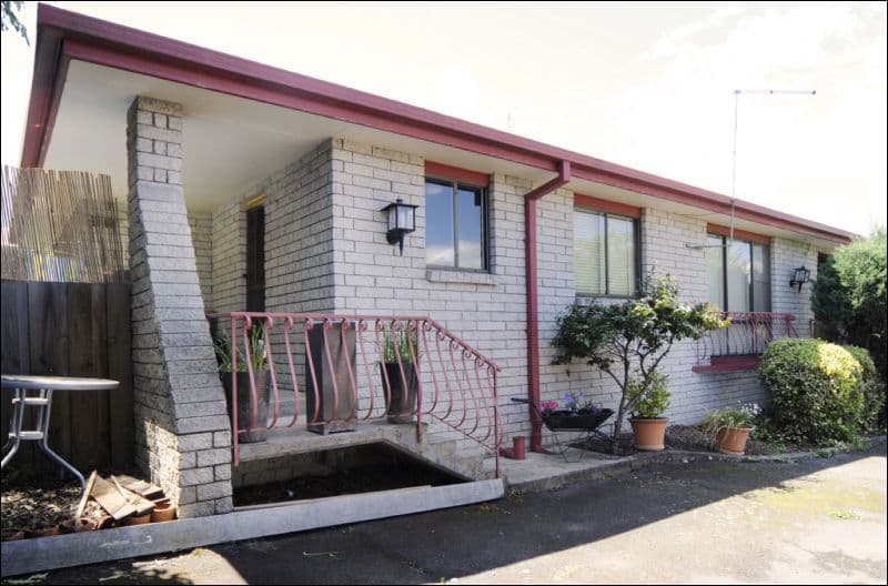 4 Alanvale Road, NEWNHAM TAS 7248, Newnham - Image 1