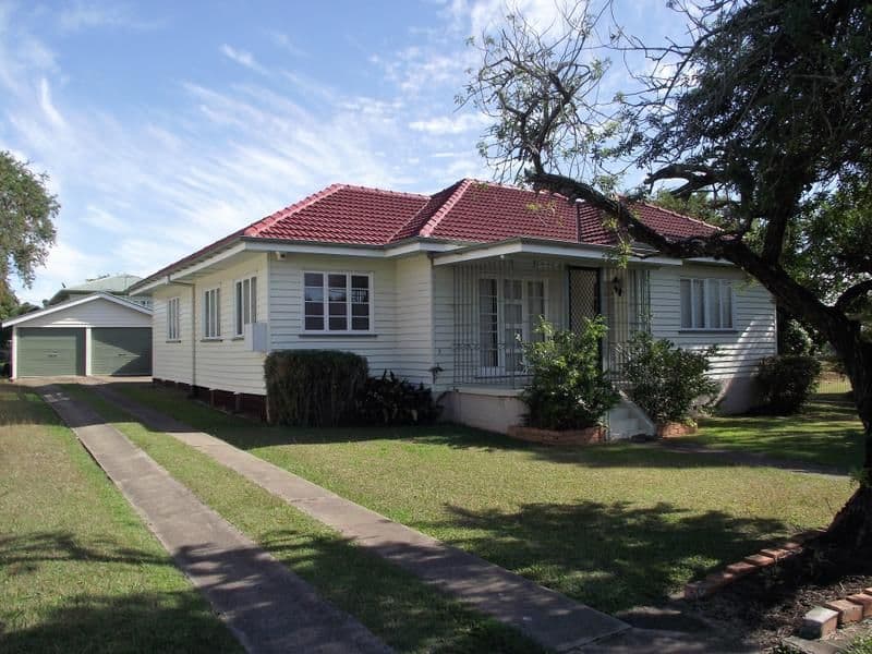 11 Elliott Street, Silkstone QLD 4304, Silkstone - Image 1