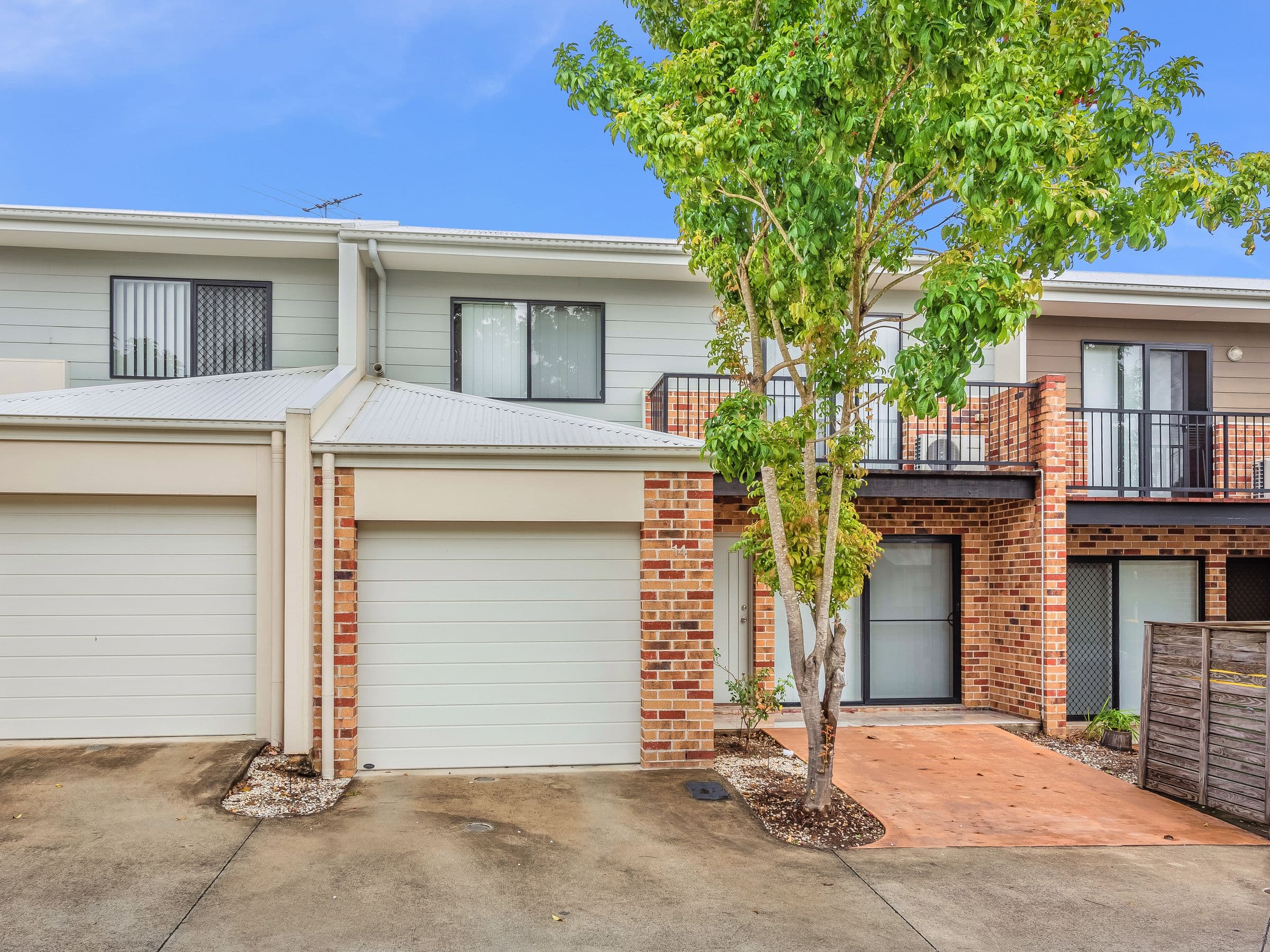698-700 Kingston Road, Loganlea QLD 4131, Loganlea - Image 1
