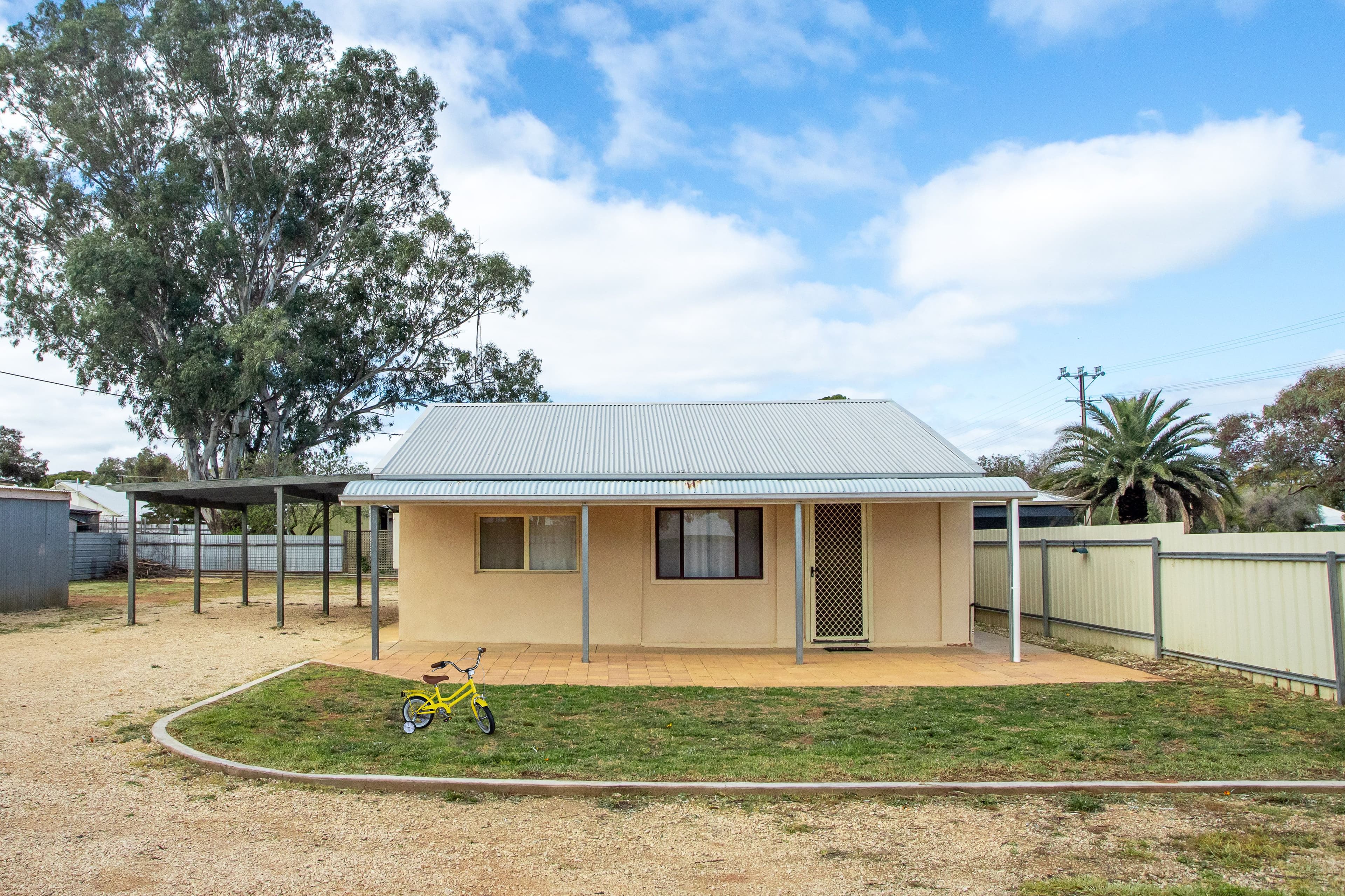 137 Paruna Road, Loxton SA 5333, Loxton - Image 1