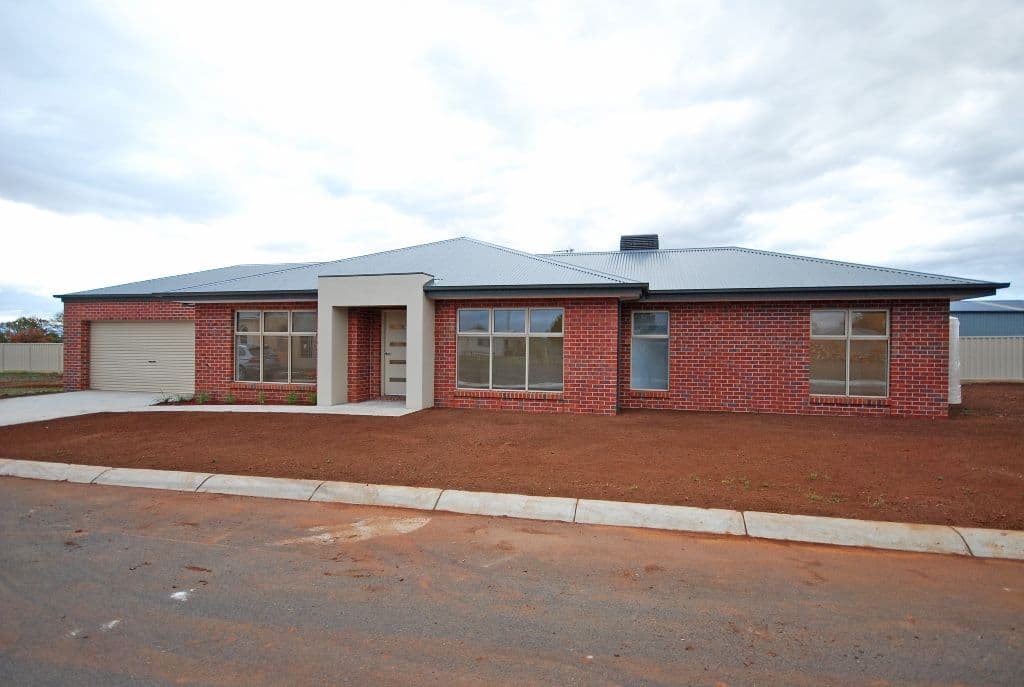 2 United Court, Miners Rest VIC 3352, Miners Rest - Image 1