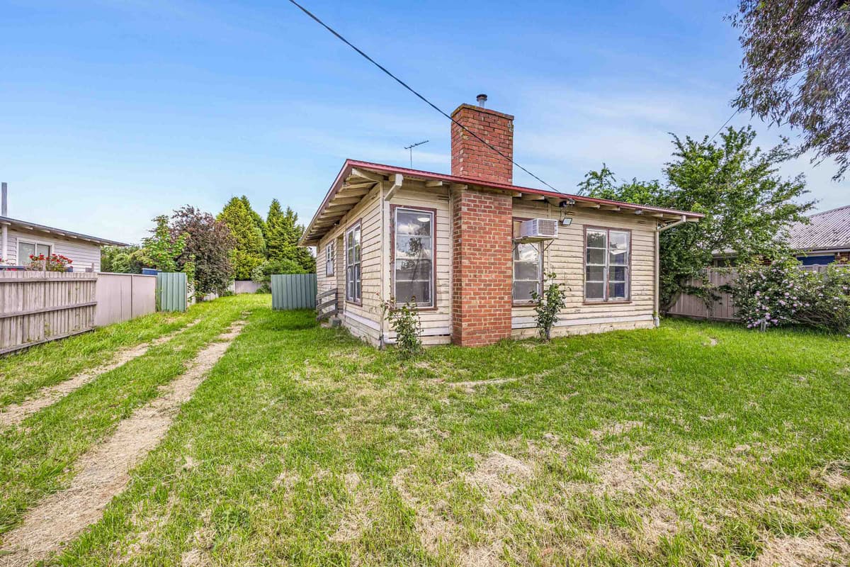 2 Verbena Grove, Wendouree VIC 3355, Wendouree - Image 1