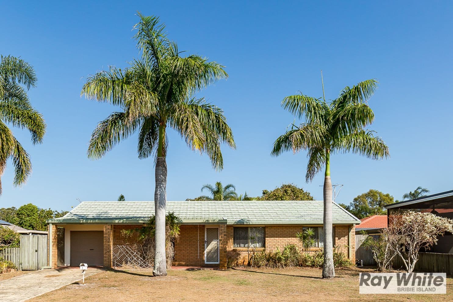 4 Columbia Drive, Beachmere QLD 4510, Beachmere - Image 1