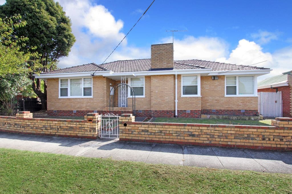 17 Waratah Avenue, GLEN HUNTLY VIC 3163, Glen Huntly - Image 1