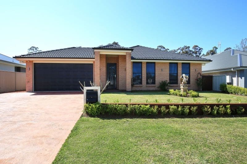 7 Hanover Close, South Nowra NSW 2541, South Nowra - Image 1