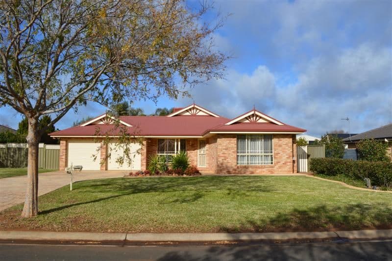 13 Lancaster Park Place, DUBBO NSW 2830, Dubbo - Image 1