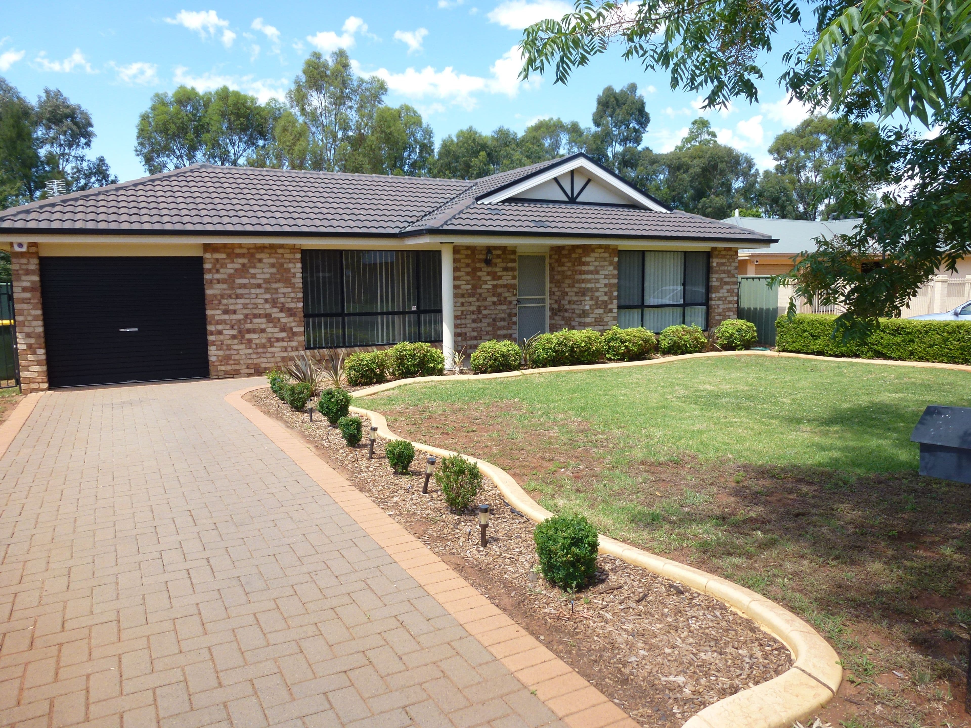 17 Namoi Crescent, Dubbo - Image 1