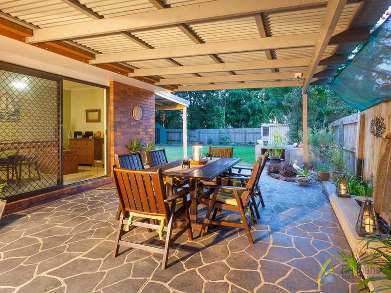 8 Nalya Crescent, Karana Downs - Image 1
