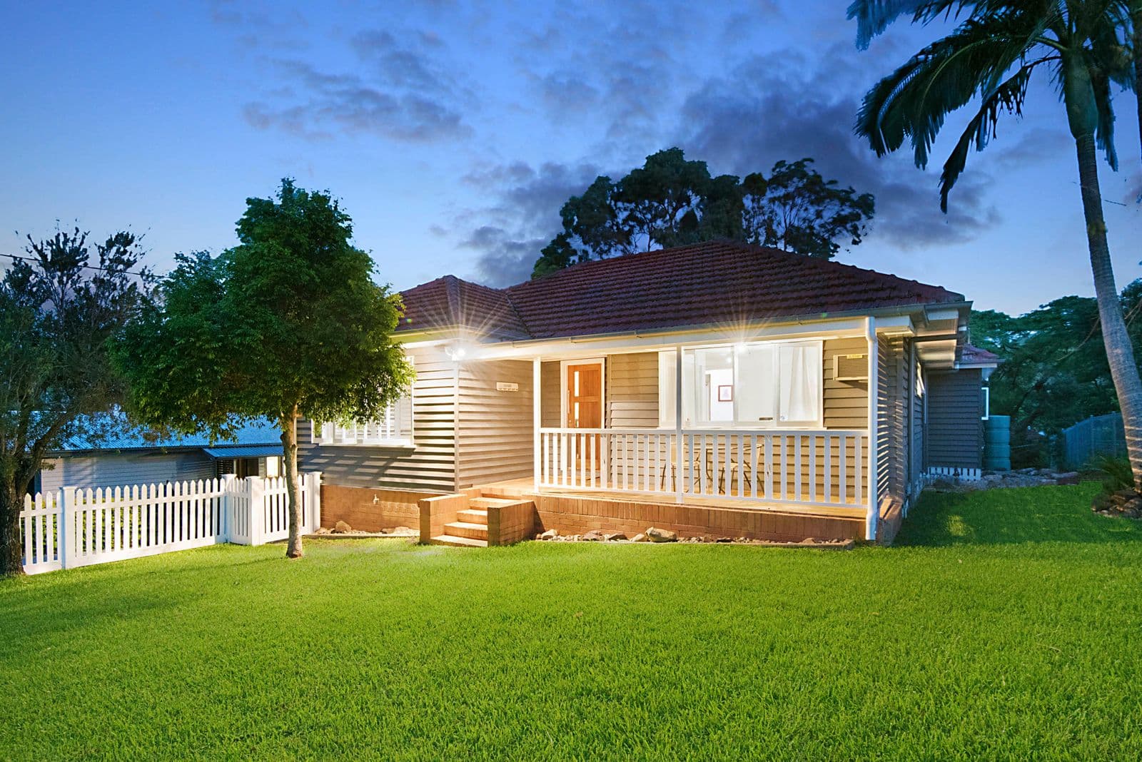 18 Gaynesford Street, Mount Gravatt QLD 4122, Mount Gravatt - Image 1