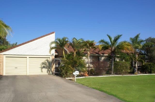 20 Michelle Drive, POINT VERNON QLD 4655, Point Vernon - Image 1