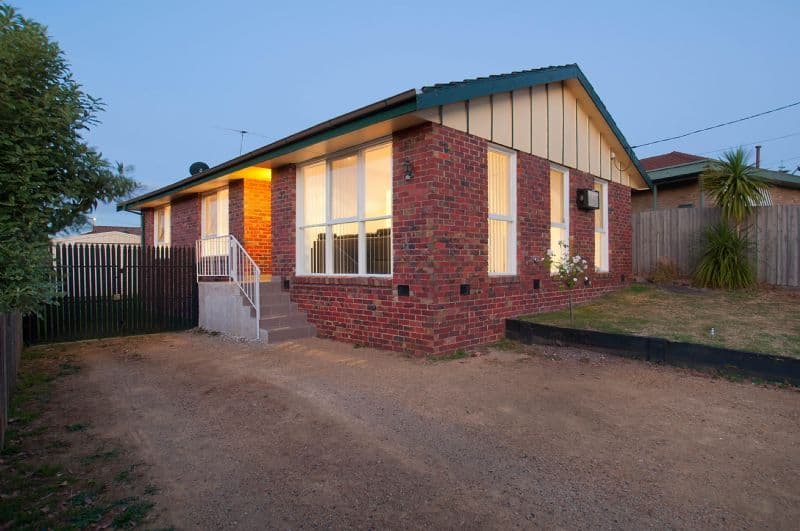 11 Meerlu Avenue, FRANKSTON VIC 3199, Frankston - Image 1