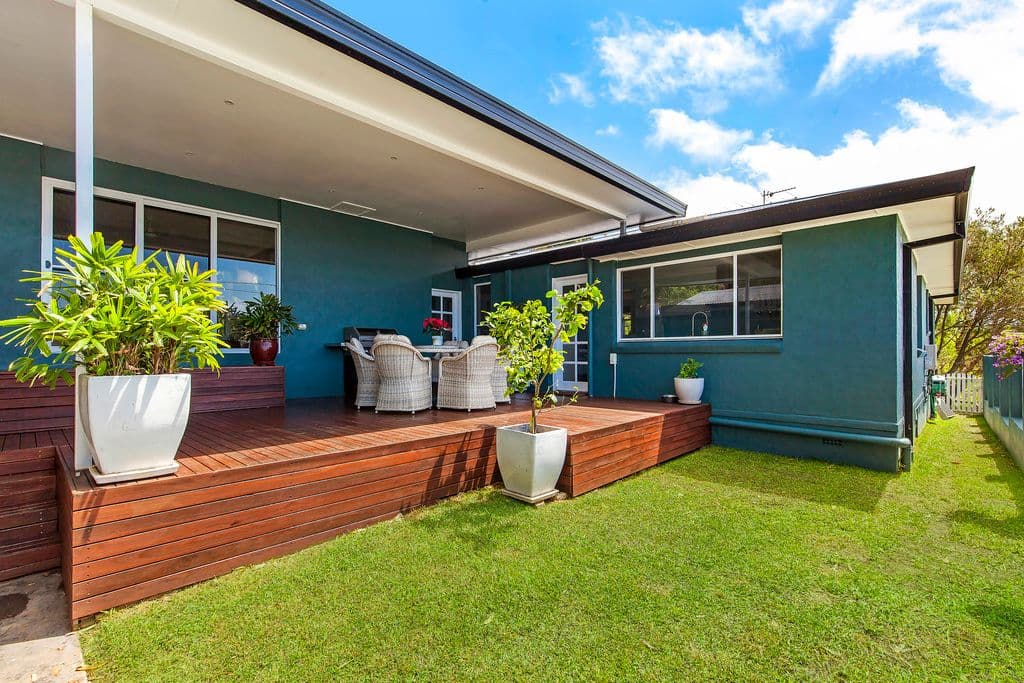 109 Lowanna Avenue, Forresters Beach - Image 1