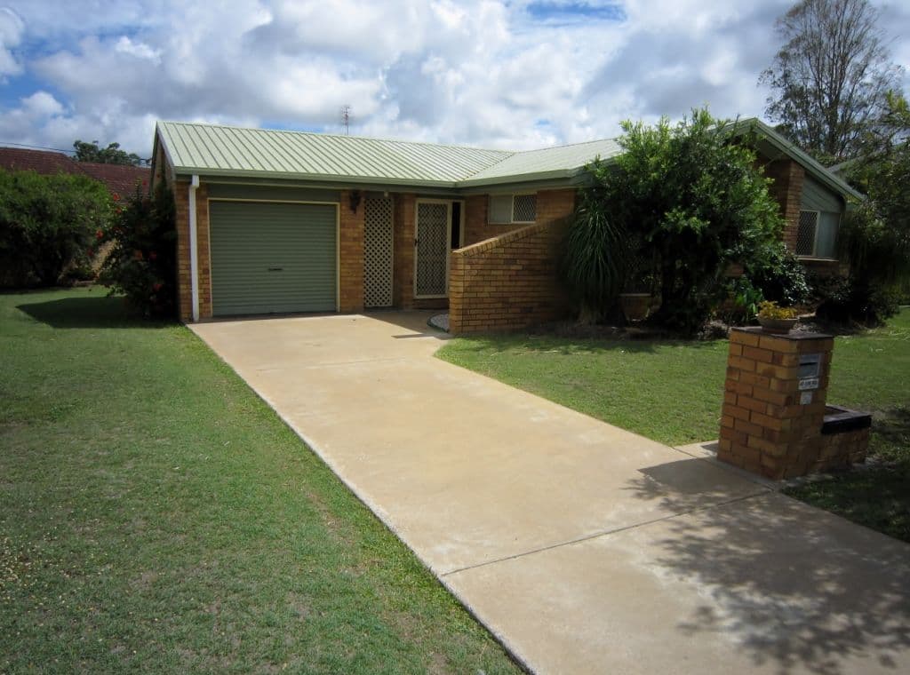 2 Baldwin Crescent, AVOCA QLD 4670, Avoca - Image 1