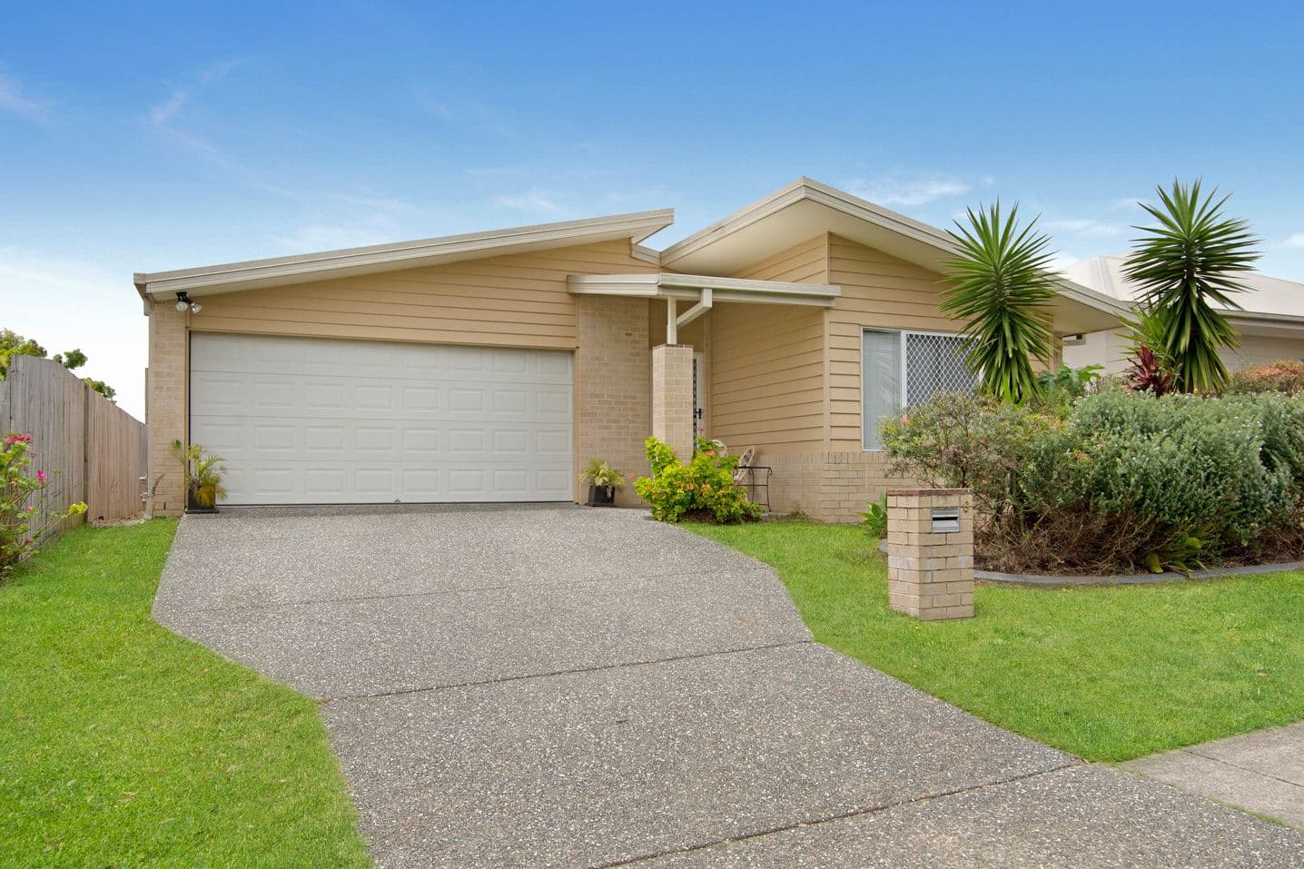 6 Sienna Crescent, Pimpama QLD 4209, Pimpama - Image 1