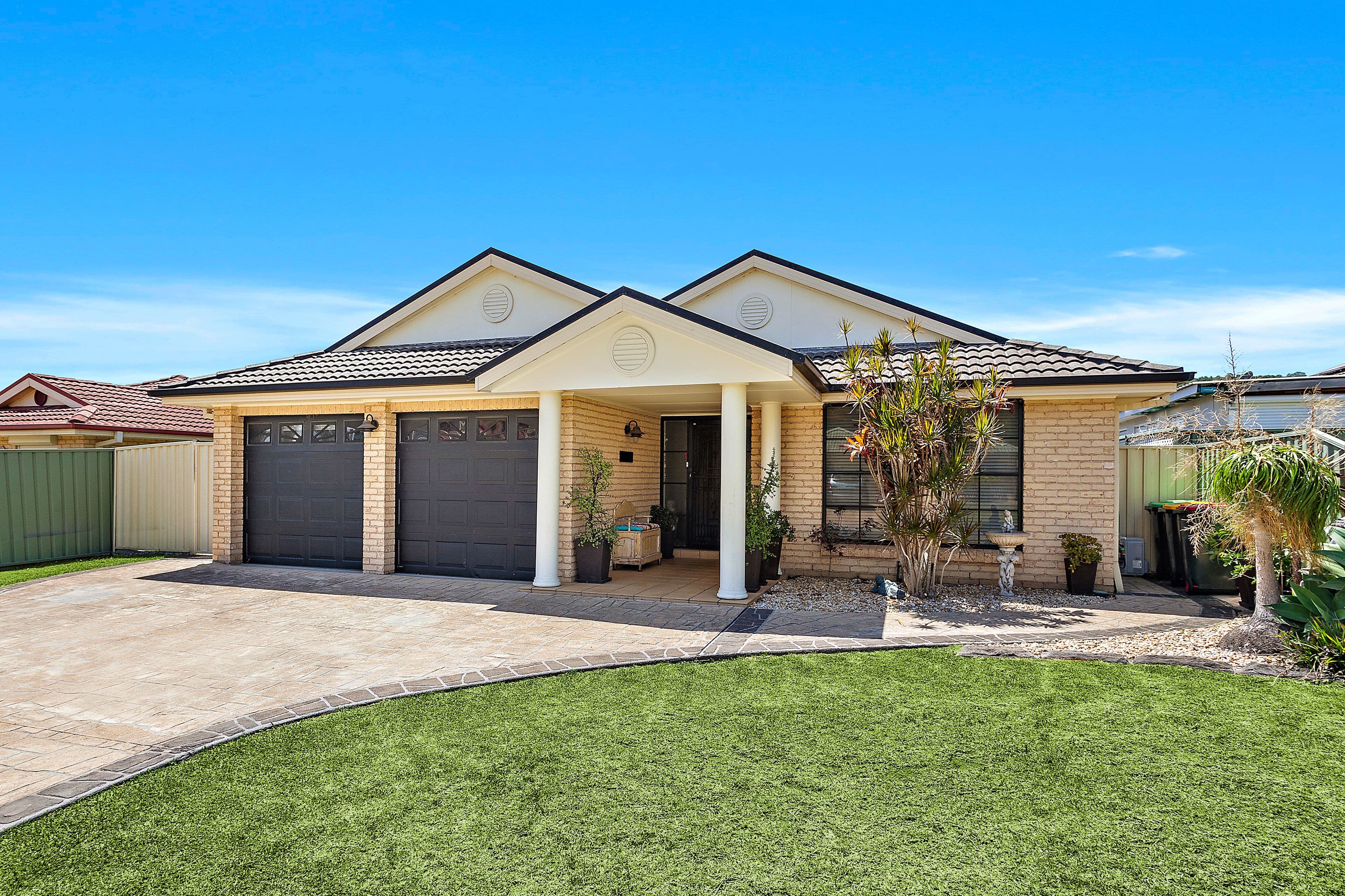 6 Avon Close, Albion Park - Image 1