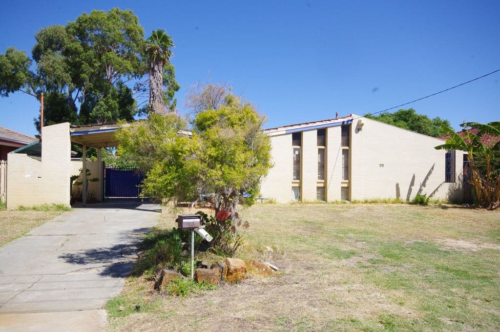 13 Montfort Place, Morley WA 6062, Morley - Image 1