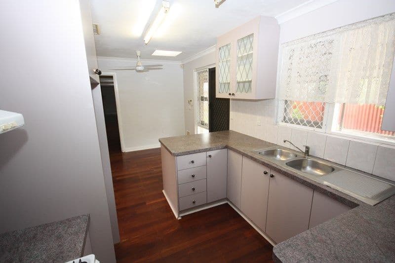 2 Bagshot Place, MORLEY WA 6062, Morley - Image 1