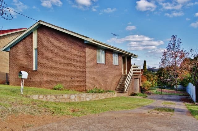 12 Barwang Street, YOUNG NSW 2594, Young - Image 1