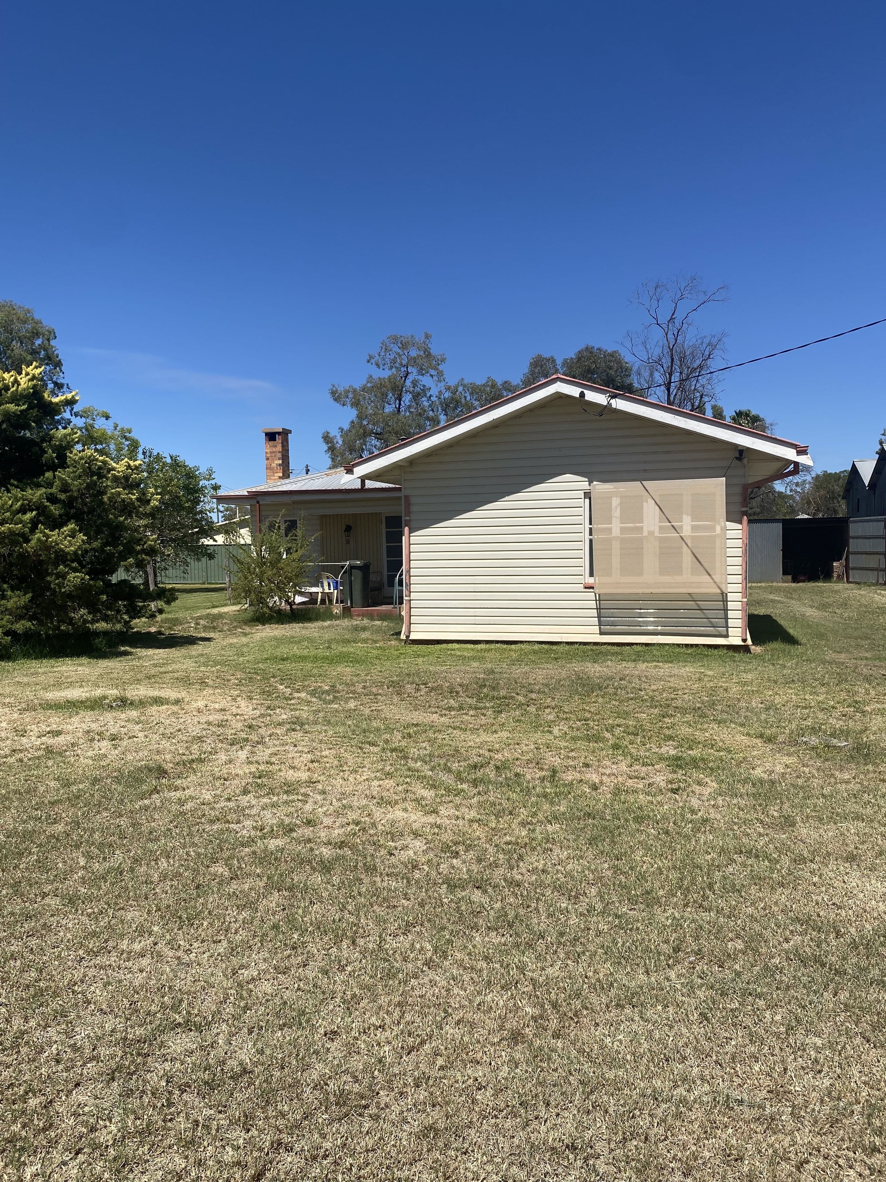8 Edward Street, Charleville QLD 4470, Charleville - Image 1