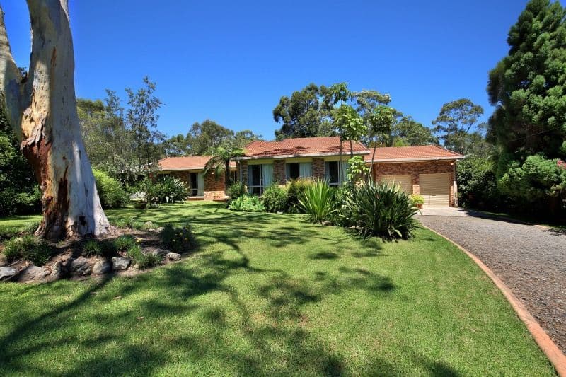 21 Lochaven Drive, Bangalee - Image 1