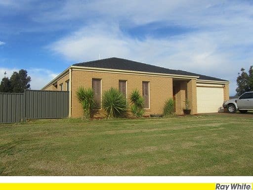 7 Mulumbah Road, Deniliquin - Image 1