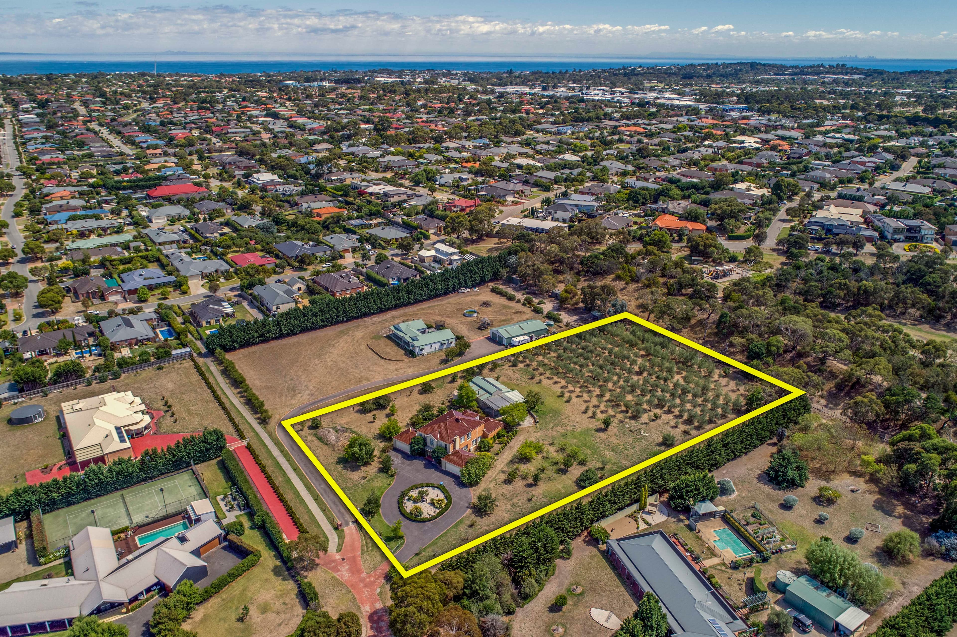 10 Benton Grange Drive, Mornington VIC 3931, Mornington - Image 1