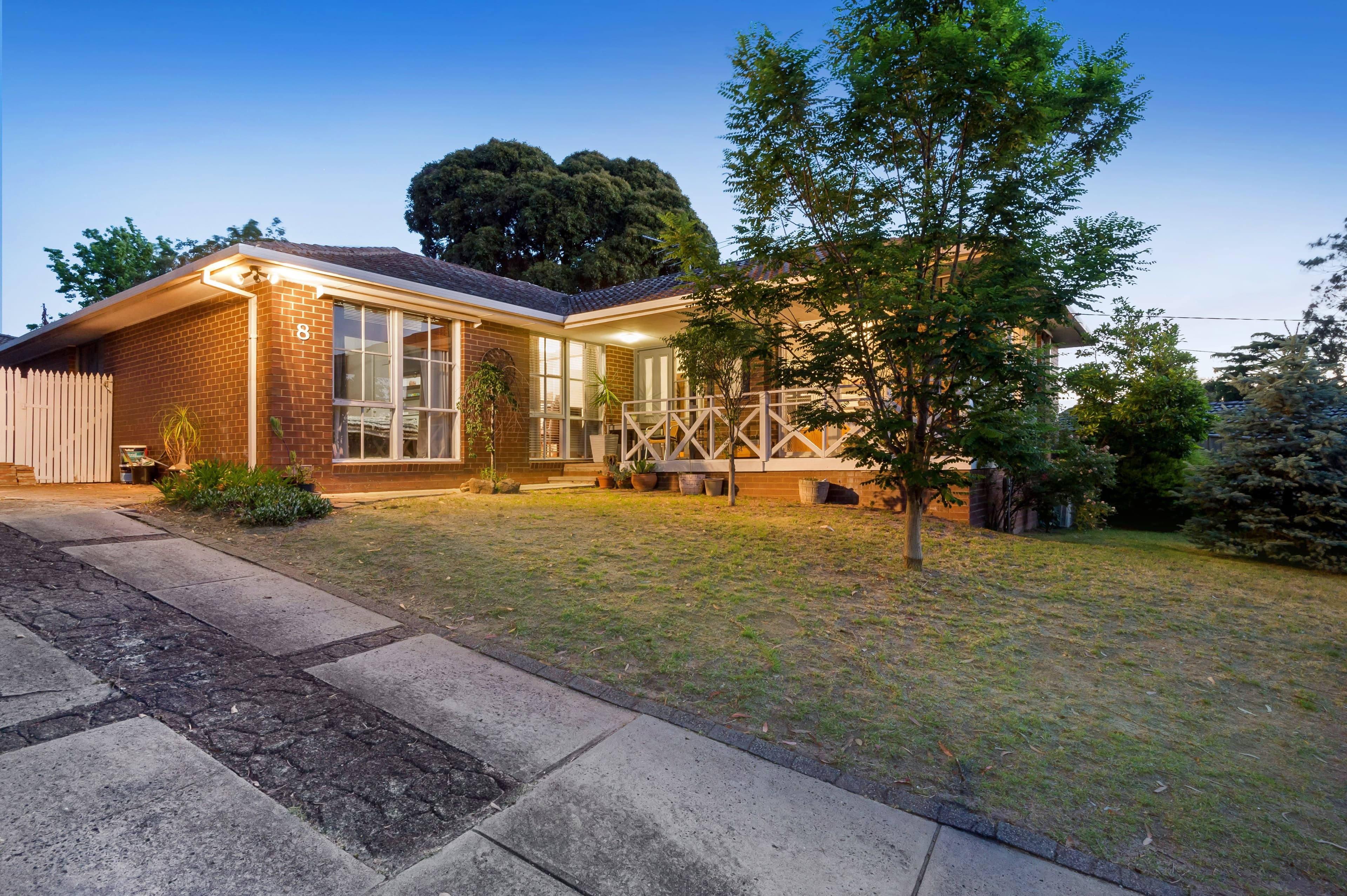 4 Olga Place, Daglish - Image 1