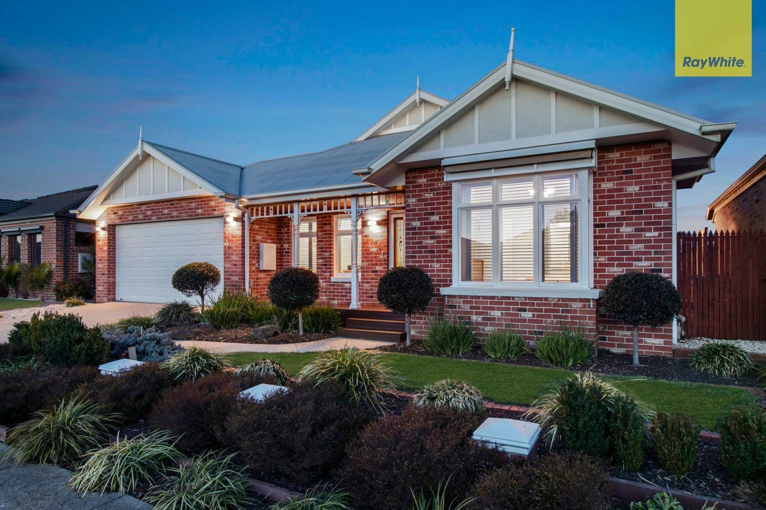 8 Lakeside Drive, Berwick VIC 3806, Berwick - Image 1